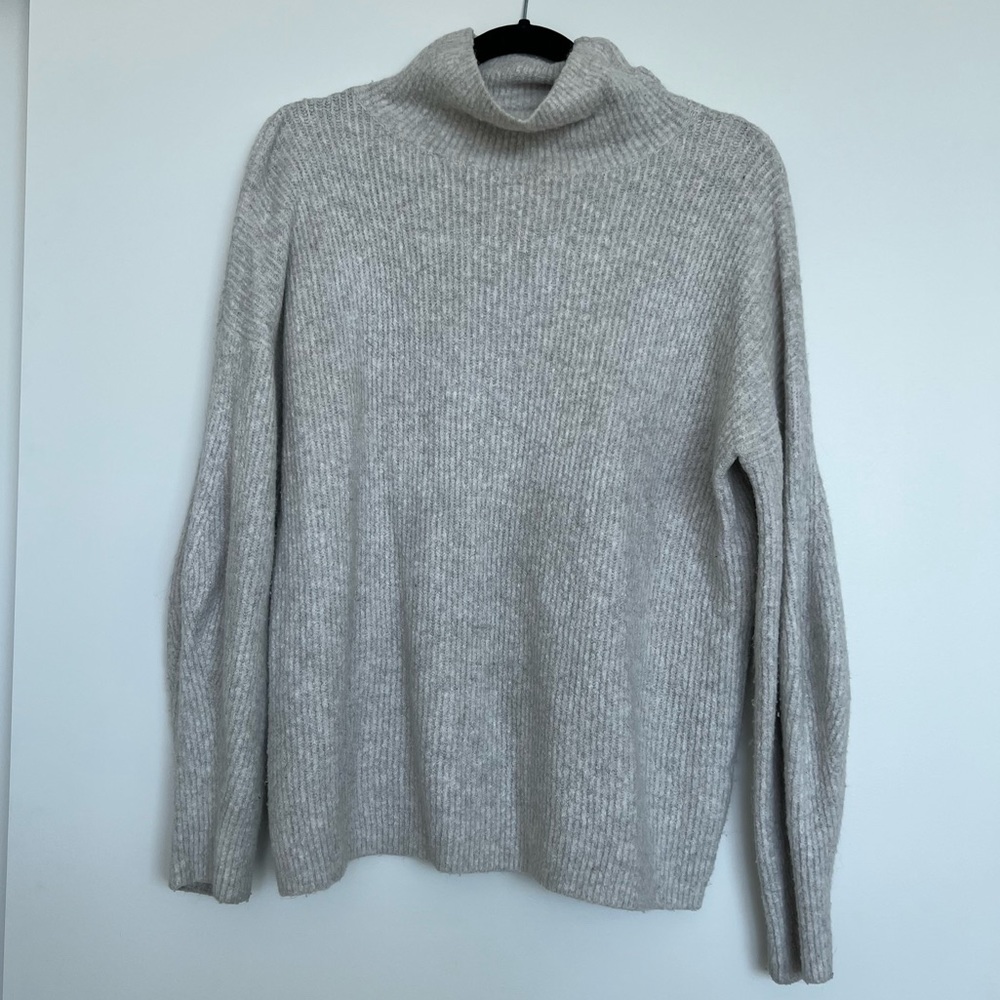 FRENCH CONNECTION SWEATER
